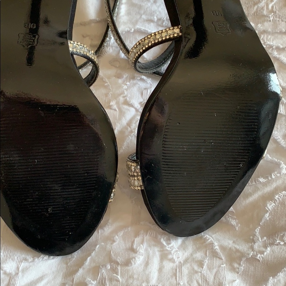 ๐2x HOST PICK๐ Caparros Black Sandals - Picture 8 of 8